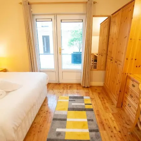 Apartment The Killary At The Harbour Mills By Shortstays *